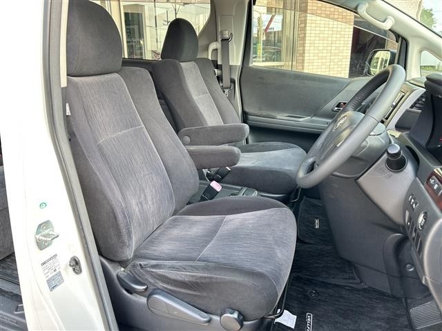 Toyota VELLFIRE 2013 8031046-6
