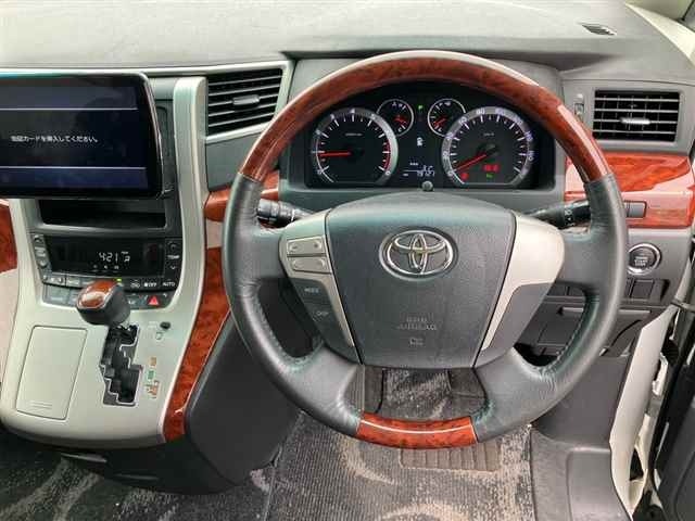 Toyota VELLFIRE 2010 8031060-3