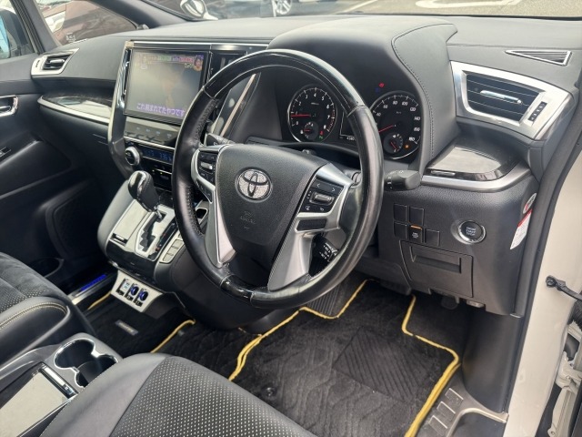 Toyota VELLFIRE 2017 8031216-15