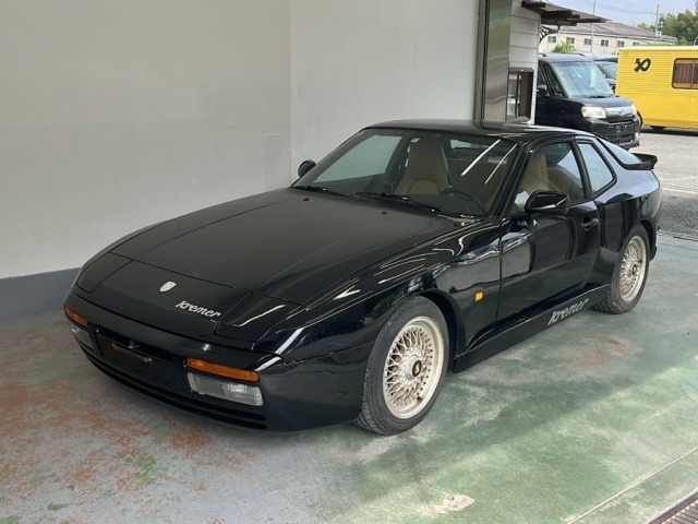 Porsche 944 1988 8048113-0