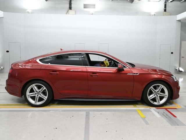 Audi A5 2017 8048539-3