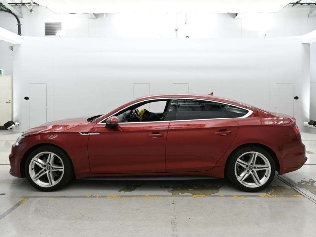 Audi A5 2017 8048539-4