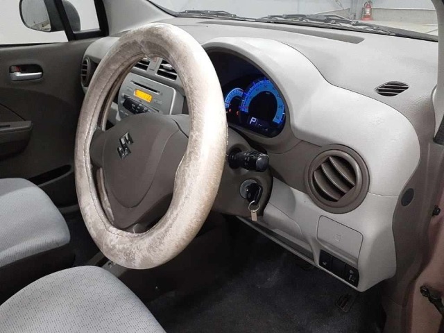 Suzuki ALTO 2014 8042011-7