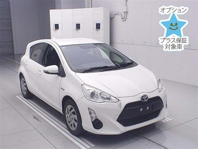 Toyota AQUA 2015 8048710-0