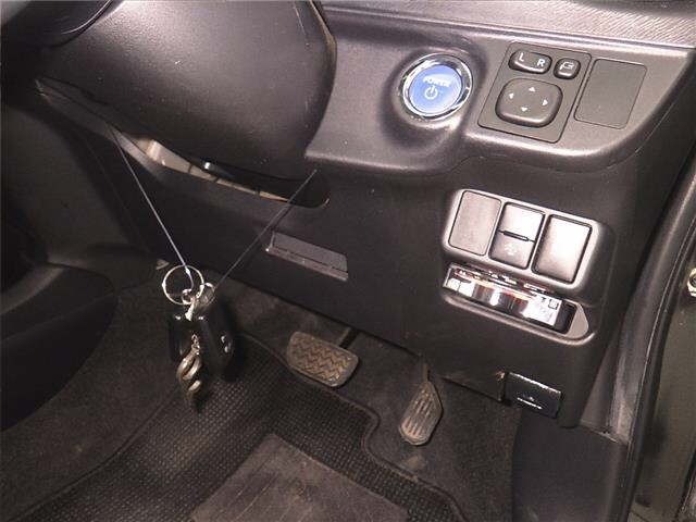 Toyota AQUA 2016 8048718-8