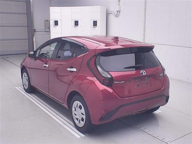 Toyota AQUA 2021 8048719-1