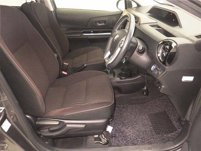 Toyota AQUA 2015 8048720-5
