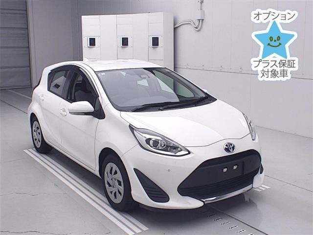 Toyota AQUA 2021 8048728-0