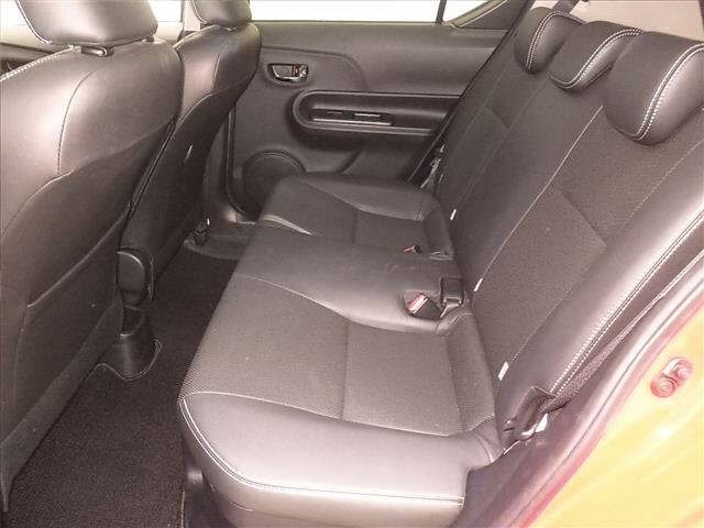 Toyota AQUA 2017 8048730-7
