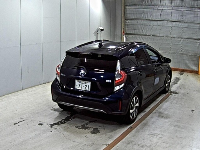 Toyota AQUA 2018 8048753-5