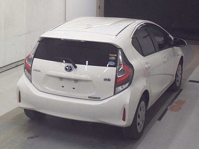 Toyota AQUA 2019 8048772-5