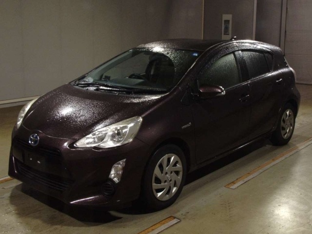 Toyota AQUA 2015 8048778-0