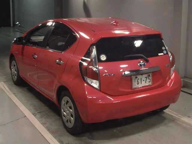 Toyota AQUA 2016 8048791-1
