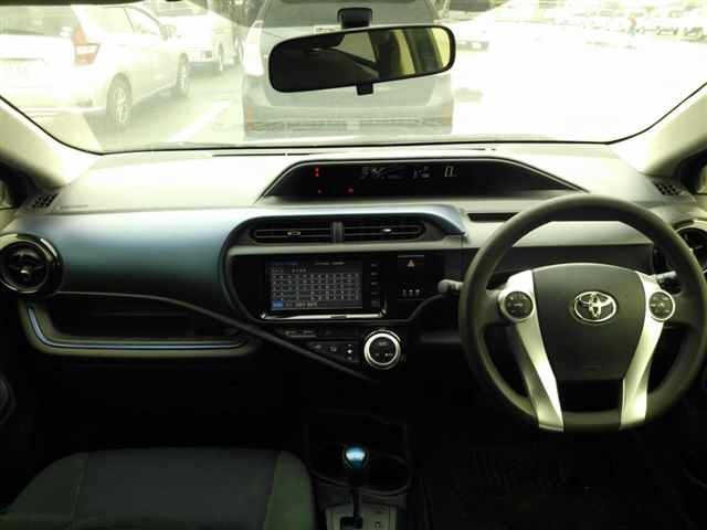 Toyota AQUA 2015 8048800-6