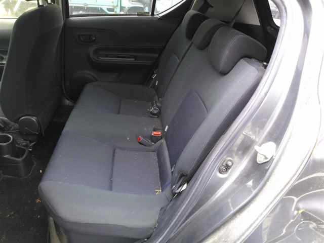 Toyota AQUA 2015 8048800-7
