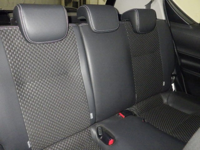 Toyota AQUA 2014 8048820-8