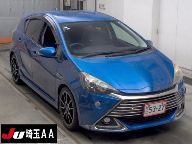 Toyota AQUA 2016 8048823-0