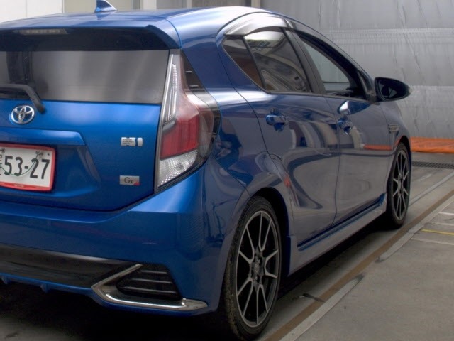 Toyota AQUA 2016 8048823-5