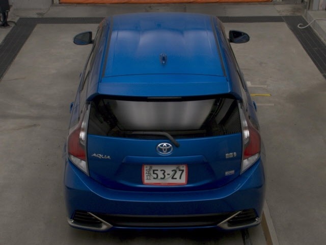 Toyota AQUA 2016 8048823-7