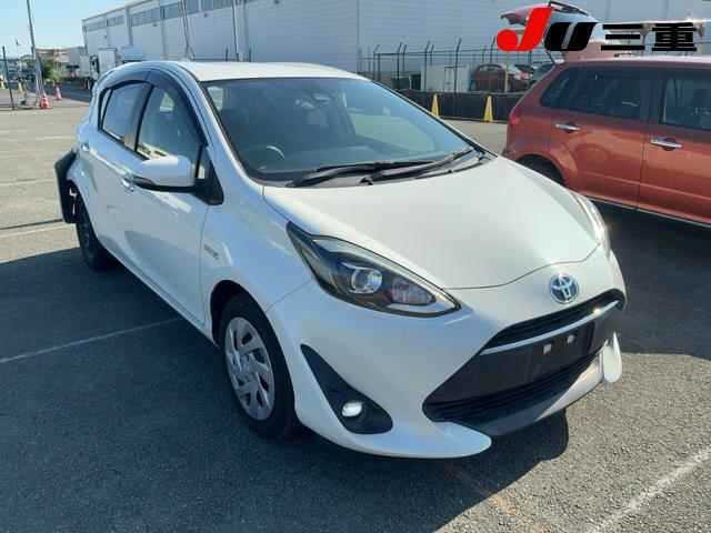 Toyota AQUA 2017 8048824-0