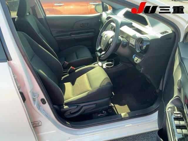 Toyota AQUA 2017 8048824-4