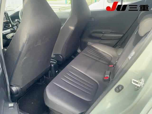 Toyota AQUA 2022 8048826-10