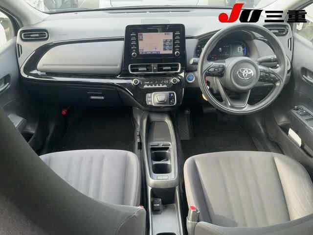 Toyota AQUA 2022 8048826-8