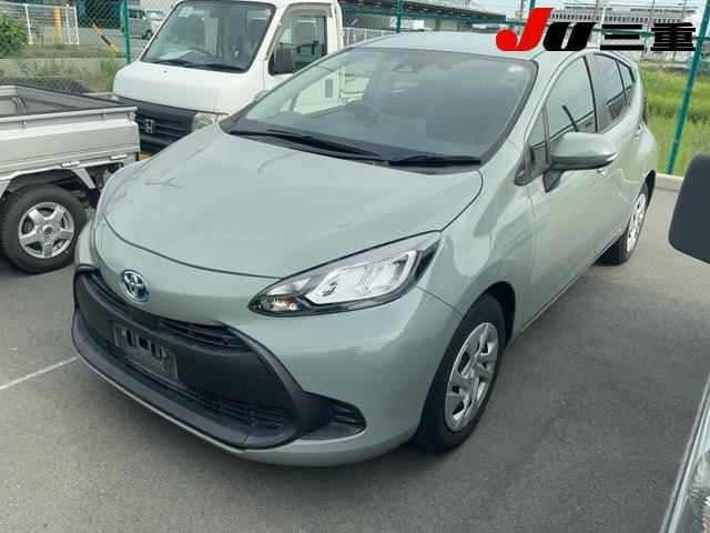 Toyota AQUA 2022 8048826-9