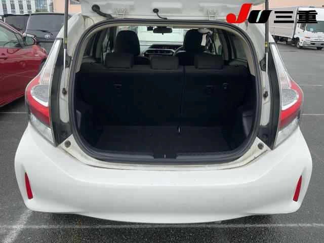 Toyota AQUA 2017 8048827-7