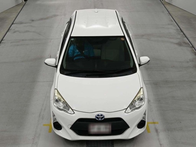 Toyota AQUA 2016 8048829-7