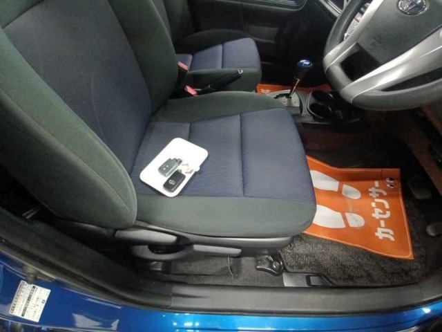 Toyota AQUA 2016 8048830-10