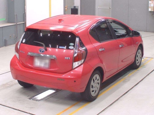 Toyota AQUA 2017 8048835-1