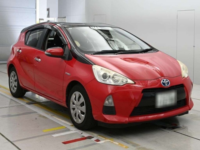 Toyota AQUA 2014 8048851-5