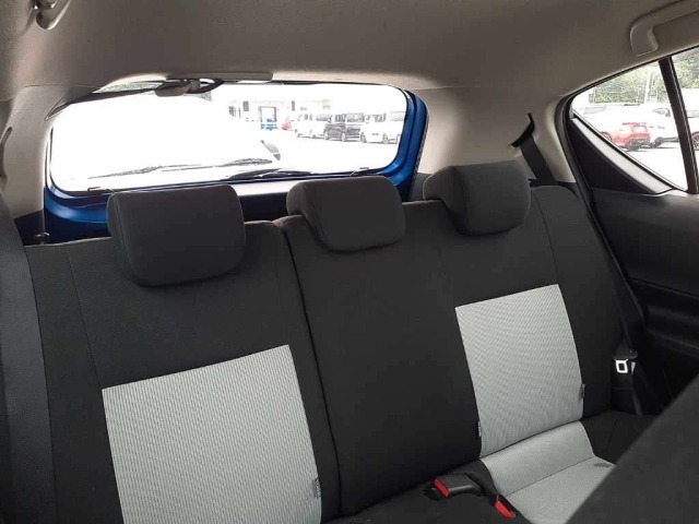 Toyota AQUA 2013 8048852-11