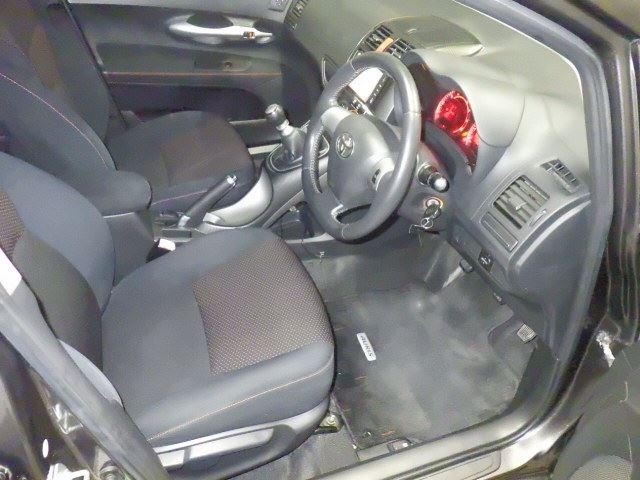 Toyota AURIS 2009 8051199-3