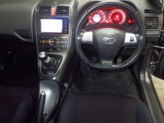 Toyota AURIS 2009 8051199-4