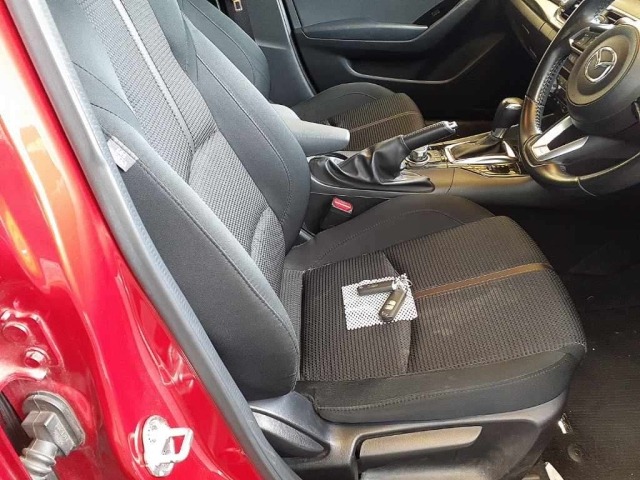 Mazda AXELA 2018 8048887-8