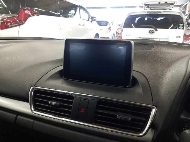 Mazda AXELA 2015 8048888-12