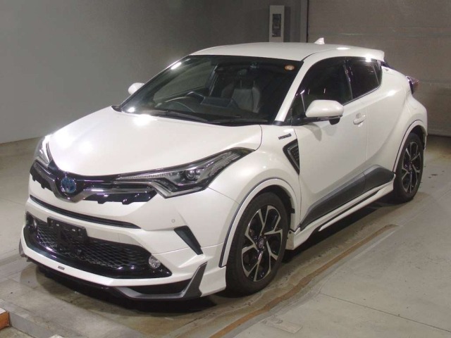 Toyota C-HR 2017 8049349-0