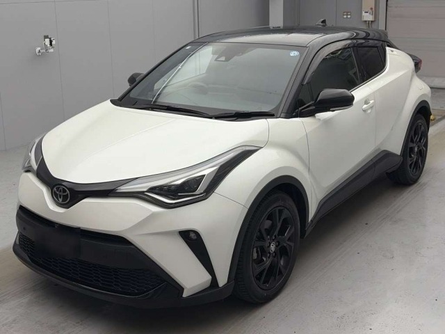 Toyota C-HR 2020 8049352-0