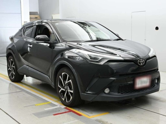 Toyota C-HR 2018 8049366-5