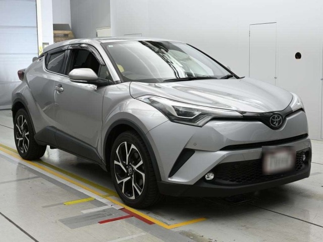 Toyota C-HR 2019 8049368-5