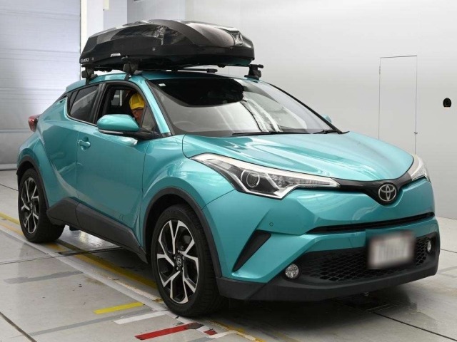Toyota C-HR 2017 8049370-5