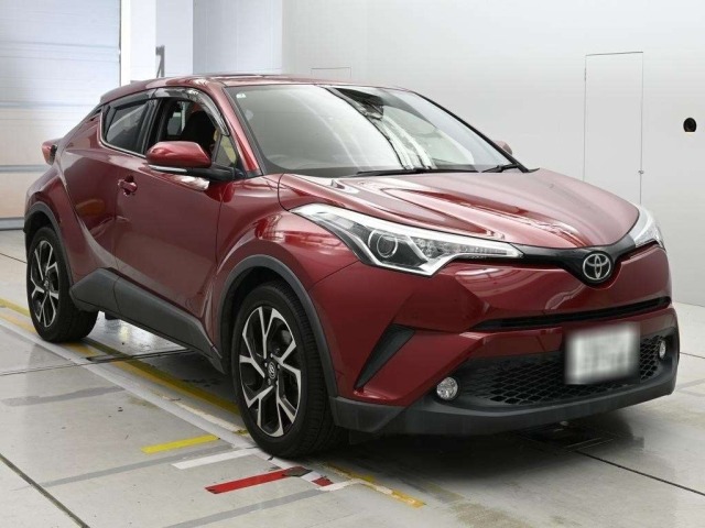 Toyota C-HR 2017 8049371-5