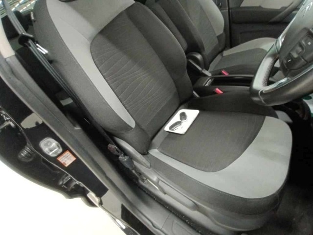 Citroen C4 2016 8033788-10