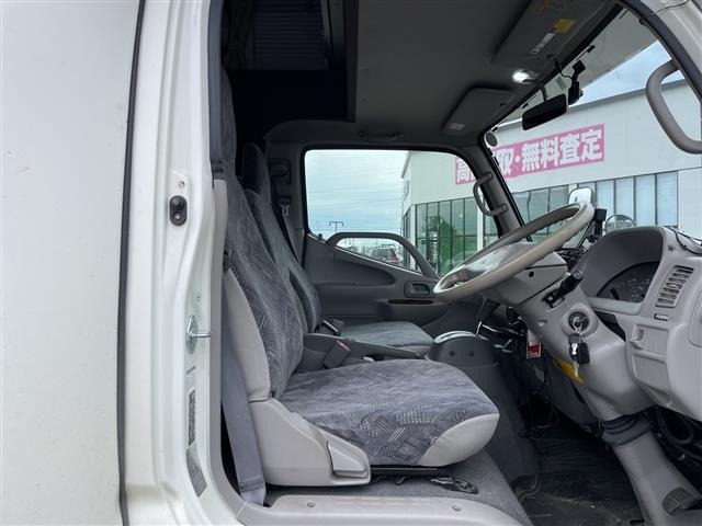 Toyota CAMROAD 2015 8051229-3