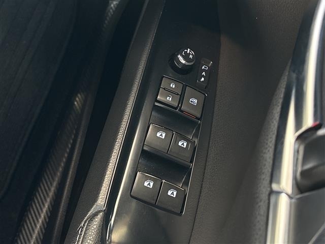 Toyota CAMRY 2019 8050121-22