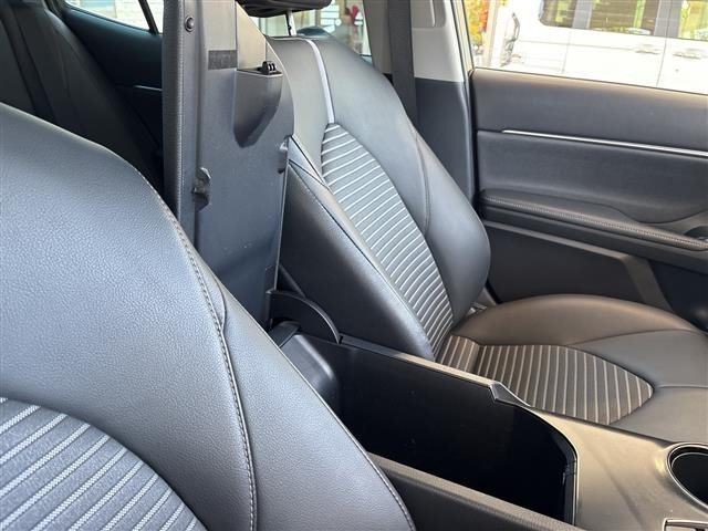 Toyota CAMRY 2019 8050121-4