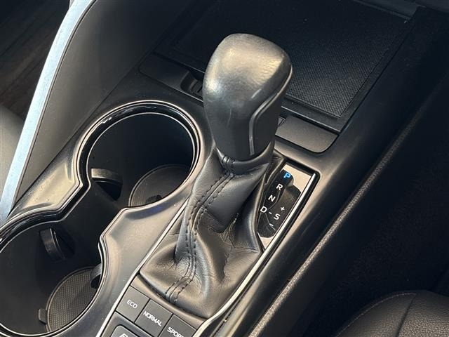 Toyota CAMRY 2019 8050121-7