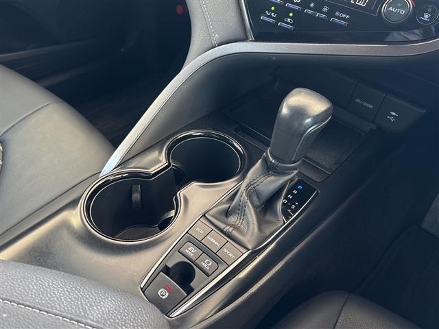 Toyota CAMRY 2019 8050121-8